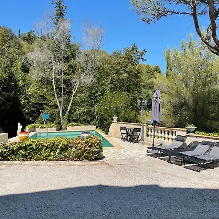 Bas De Avec Piscine Privee Partagee Proche Bord De